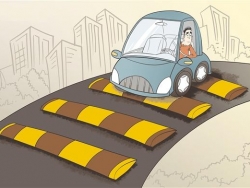 高速上慢速行驶会被扣分罚款吗？高速上慢速行驶的危害有哪些？