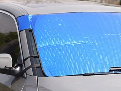汽车遮阳板有用吗？汽车遮阳板用哪种比较好？