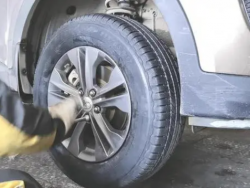 真空胎为什么会漏气？汽车真空胎漏气怎么补胎比较好？