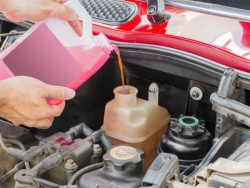 汽车常用的油液有哪6种？汽车油液更换的注意事项是什么？
