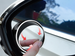 小圆镜放在后视镜哪个位置比较好？汽车小圆镜怎么安装？