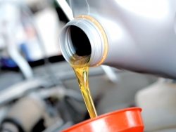 假机油用后有什么症状和表现？遇到假机油该怎么处理？