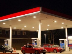 私营加油站的汽油为什么便宜？私营加油站的油能加吗？
