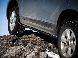 坑洼路面对车的影响有哪些？坑洼路面引起事故怎么处理？